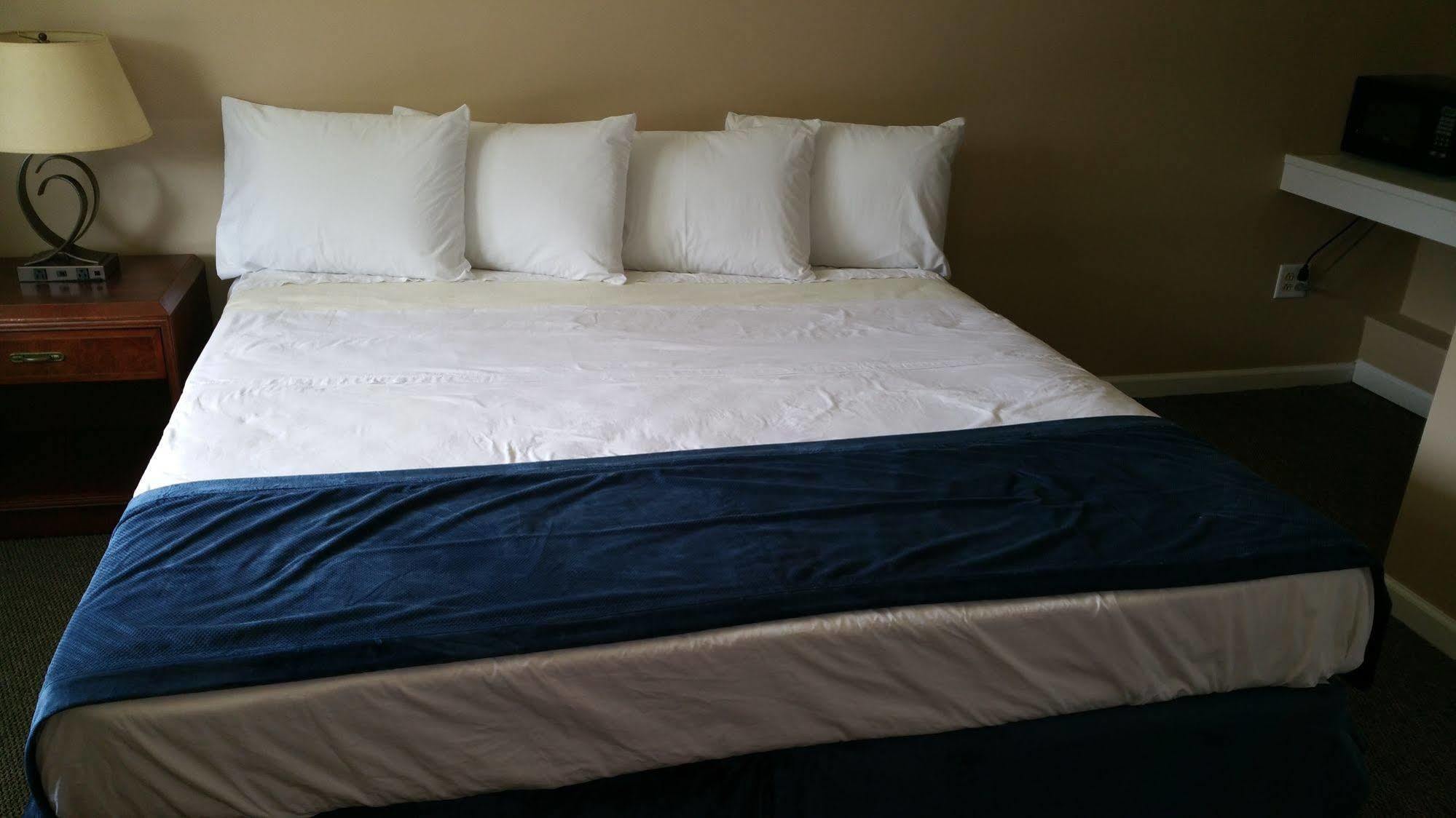 Steelhead Inn Erie Ngoại thất bức ảnh